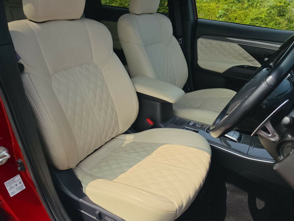 Mitsubishi Outlander 2.4H Twinmotor 13.8Kwh 5H Cvt 4Wd Euro 6 Ss Red #3