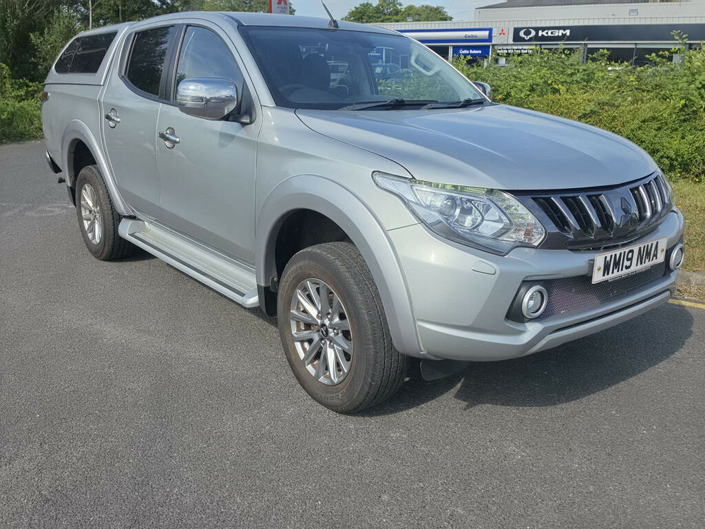 Mitsubishi L200 2.4 Di-d Dc Barbarian 4Wd Euro 6 Silver