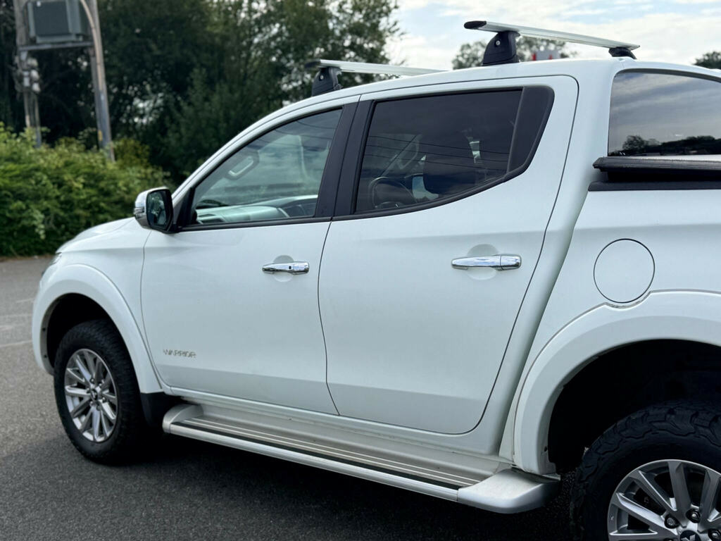 Mitsubishi L200 2.4 Di-d Dc Warrior 4Wd Euro 6 White #2