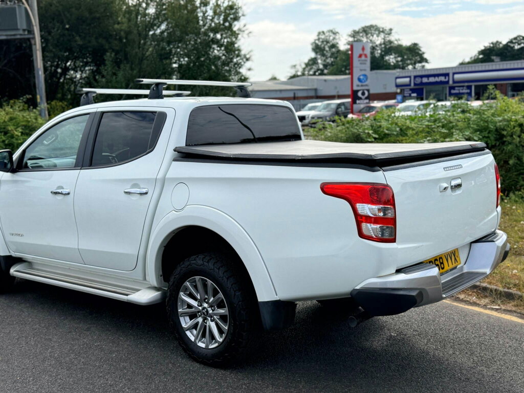 Mitsubishi L200 2.4 Di-d Dc Warrior 4Wd Euro 6 White #3