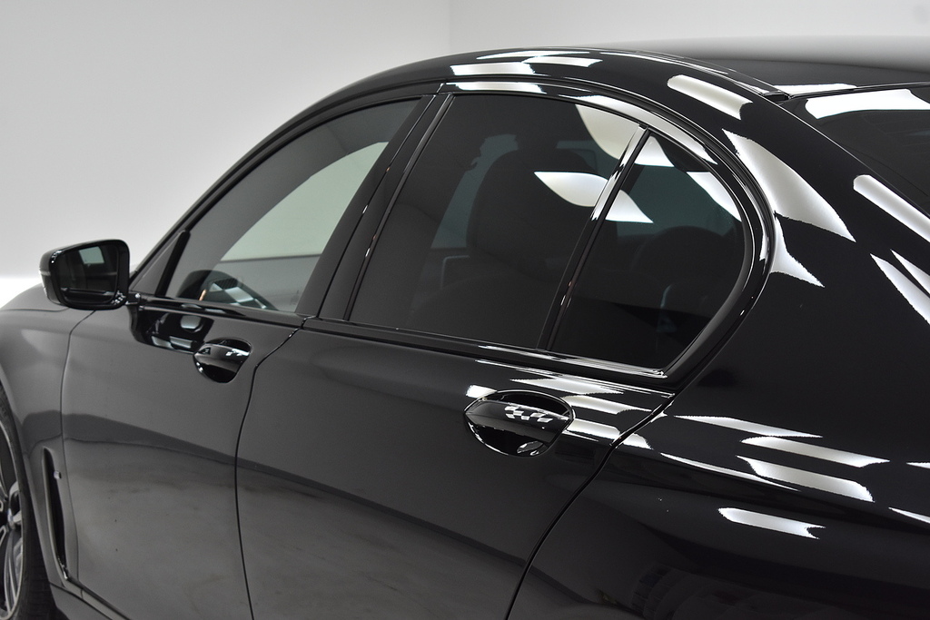 BMW 7 Series Saloon 3.0 745E 12Kwh M Sport Euro 6 Ss Black #13