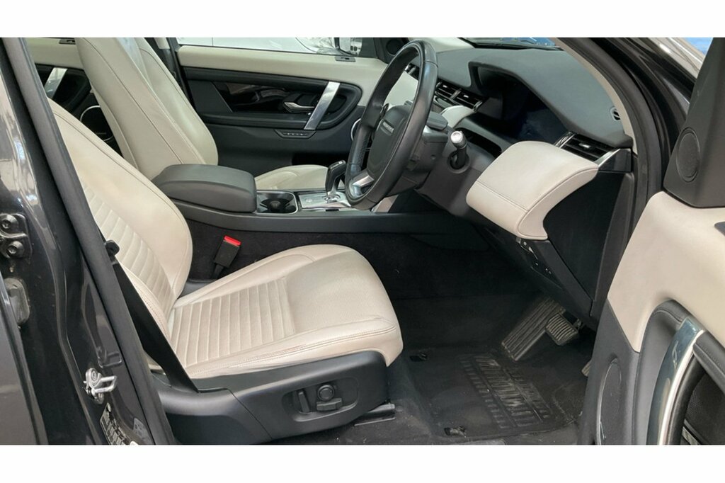 Land Rover Discovery Sport Suv OU70VJM Grey #4