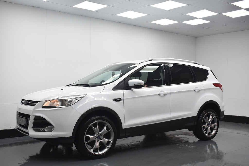 Ford Kuga Suv SD65XCP White #5