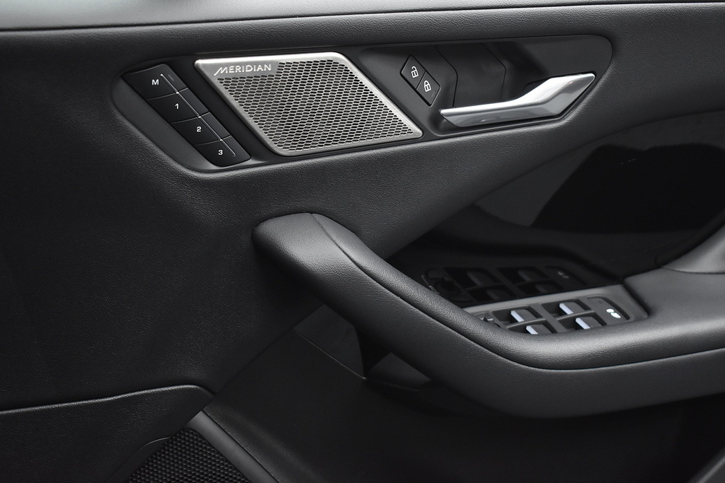 Jaguar I-Pace R-dynamic Hse Black Black #51
