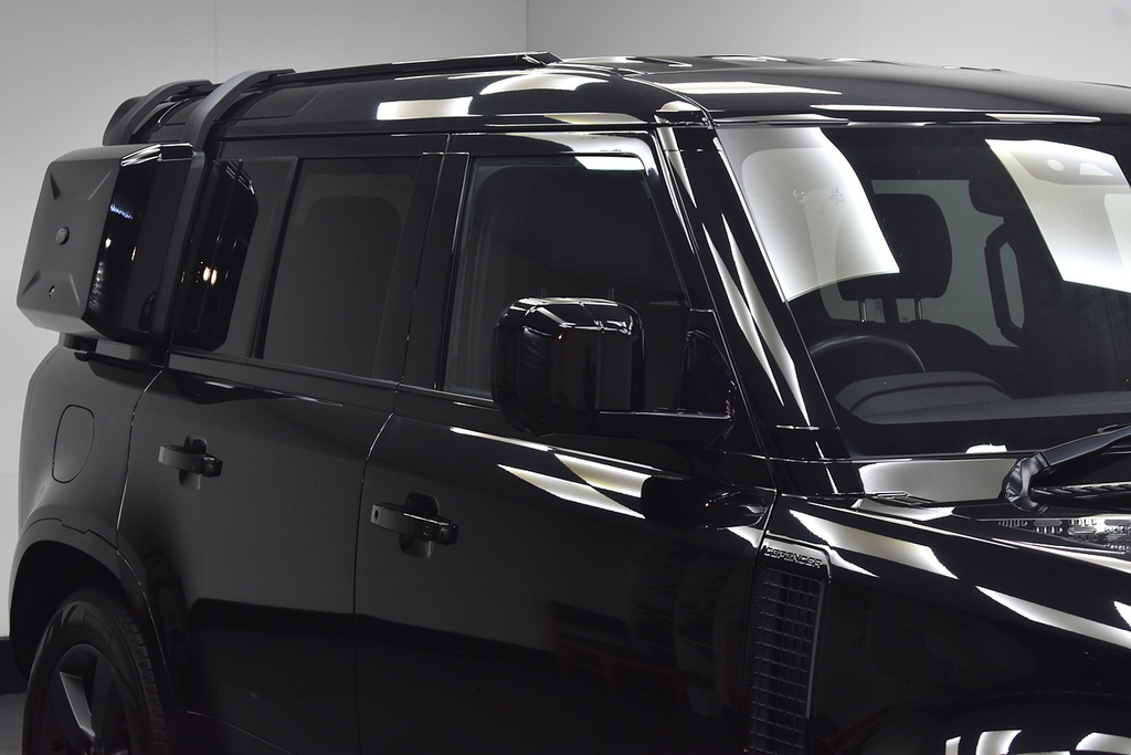 Land Rover Defender 110 Suv AV72JMU Black #3