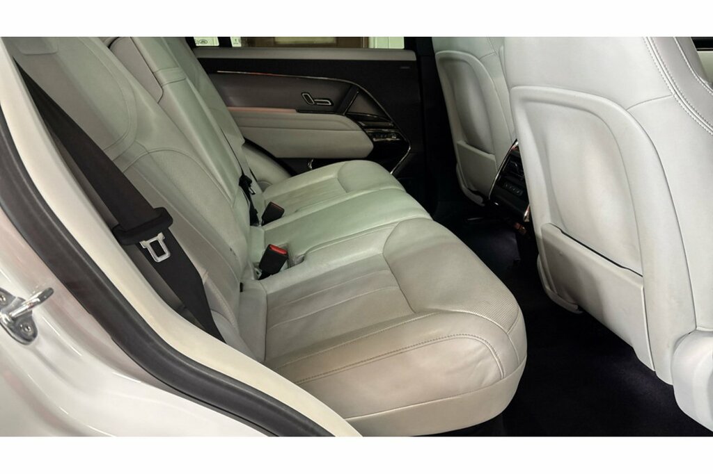 Land Rover Range Rover Sport Suv White #3