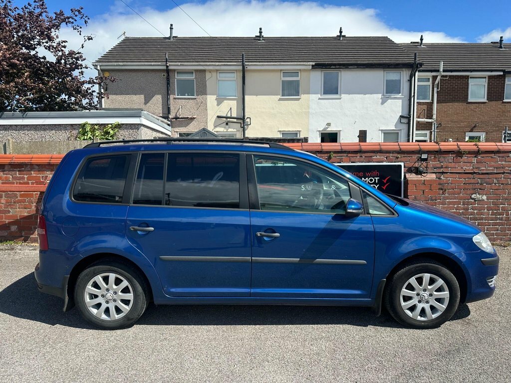 Volkswagen Touran 1.6L S Blue #3
