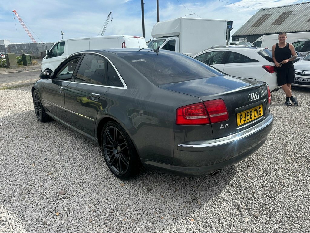 Audi A8 Saloon Green #7