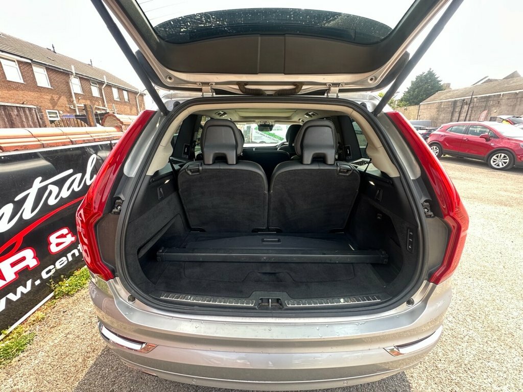 Volvo XC90 2L R-design Blue #14