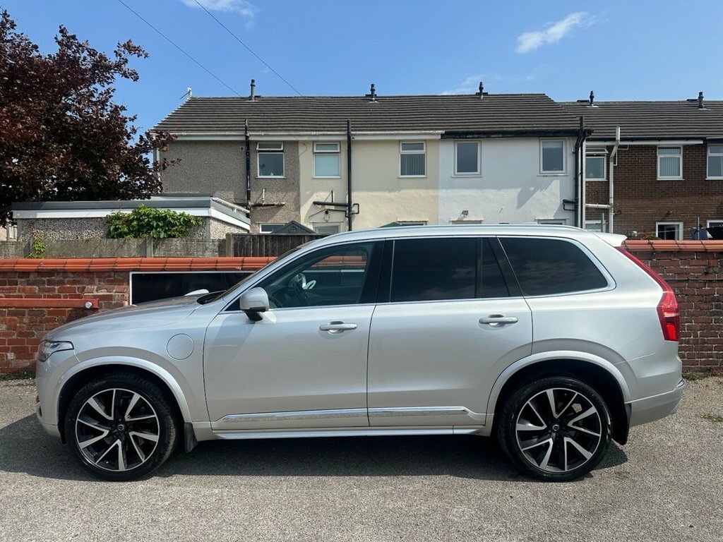 Volvo XC90 2L Inscription Pro Silver #4