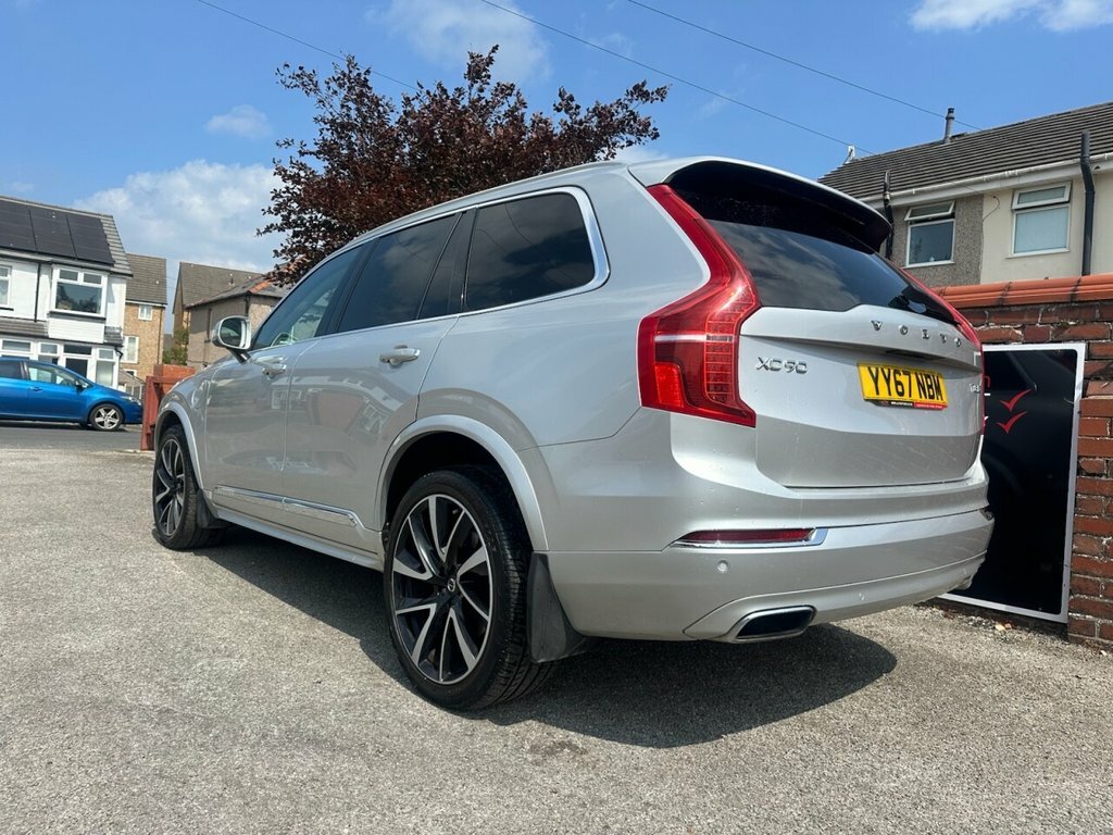 Volvo XC90 2L Inscription Pro Silver #5