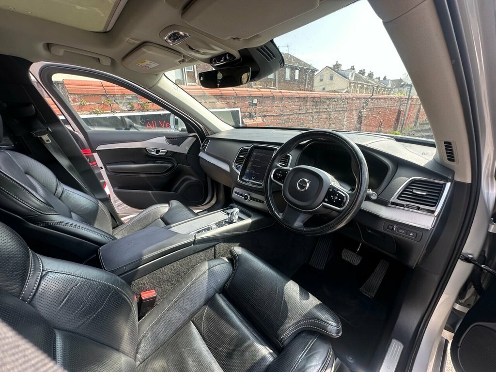 Volvo XC90 2L R-design Blue #12