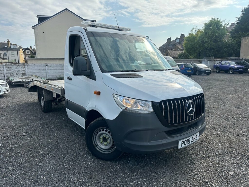 Mercedes-Benz Sprinter Diesel White