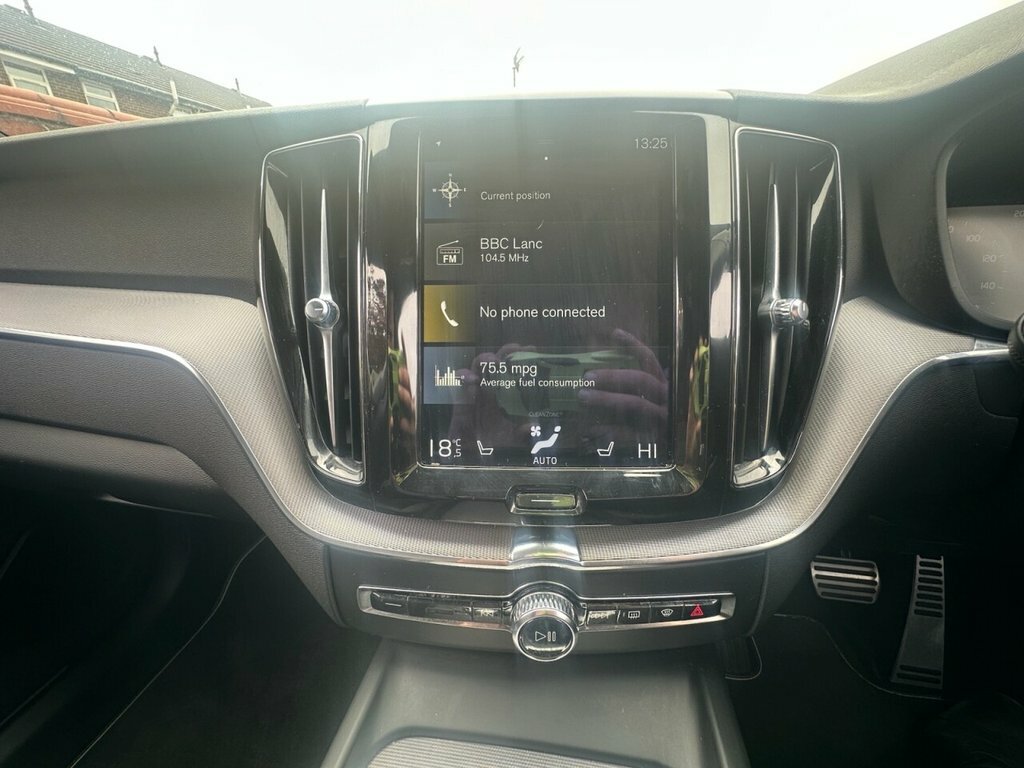 Volvo XC60 Inscription Pro White #12