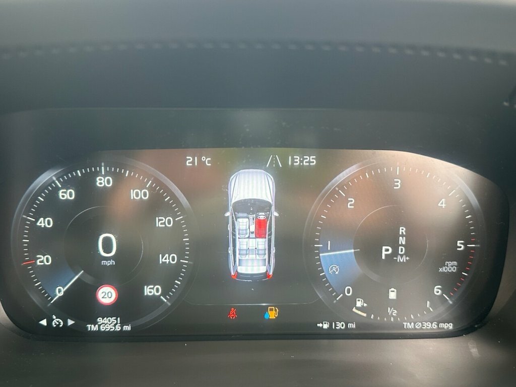 Volvo XC60 Inscription Pro White #7