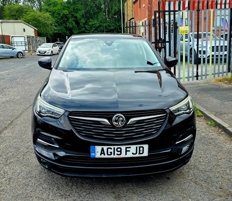 Vauxhall Grandland X Se Black #3