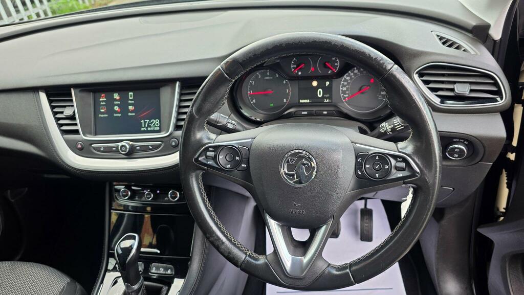Vauxhall Grandland X 1.2 Turbo Tech Line Nav Euro 6 Ss Black #28