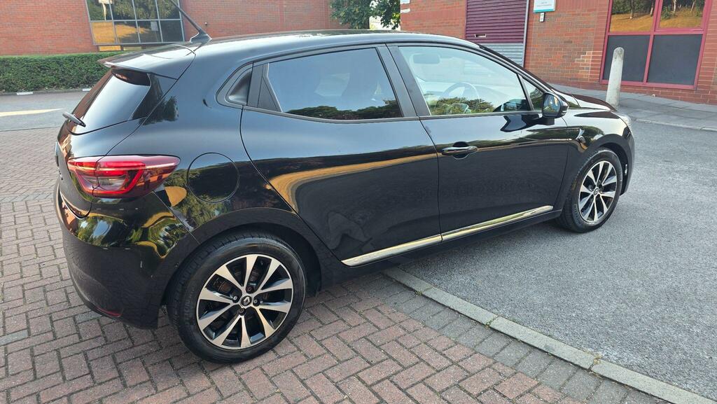 Renault Clio Iconic Black #6