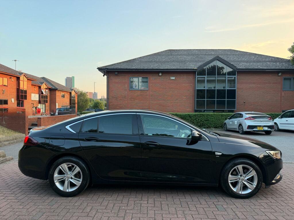 Vauxhall Insignia Sri Black #4