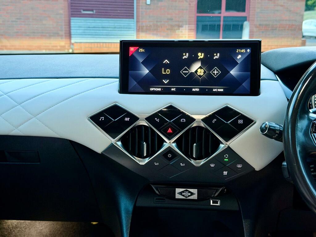 DS DS 3 Crossback Crossback 1.2 Puretech Performance Line Crossback Grey #41