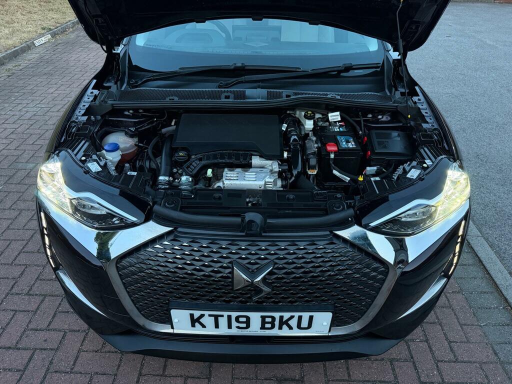 DS DS 3 Crossback Crossback 1.2 Puretech Performance Line Crossback Grey #28
