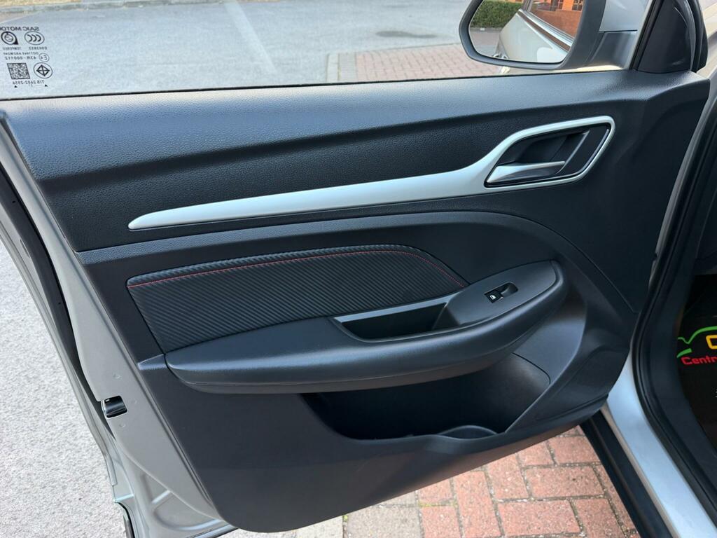 MG ZS 44.5Kwh Exclusive HN21AKJ Red #23