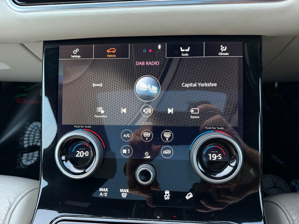 Land Rover Range Rover Velar R-dynamic Se Red #74