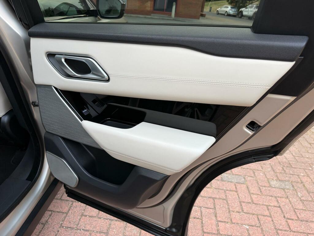 Land Rover Range Rover Velar R-dynamic Se Red #42
