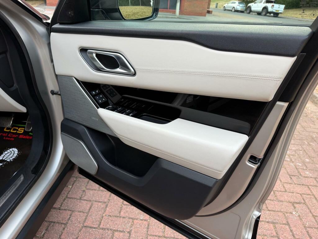 Land Rover Range Rover Velar R-dynamic Se Red #51