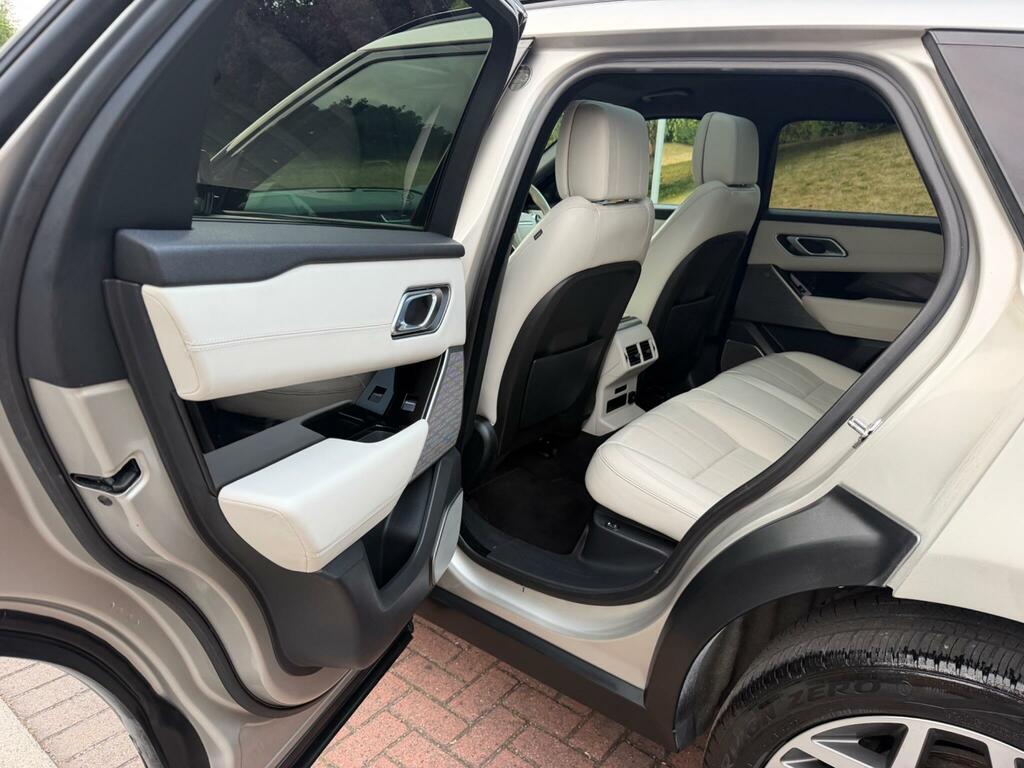Land Rover Range Rover Velar R-dynamic Se Red #36