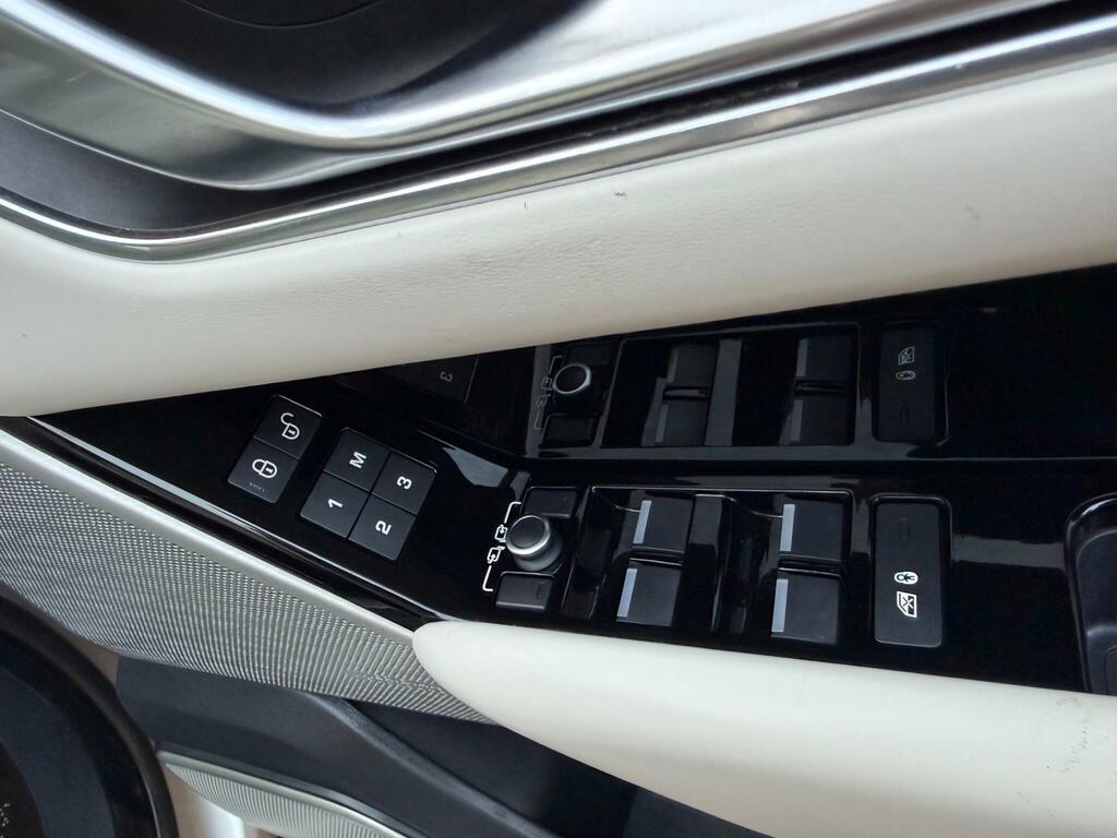 Land Rover Range Rover Velar R-dynamic Se Red #50
