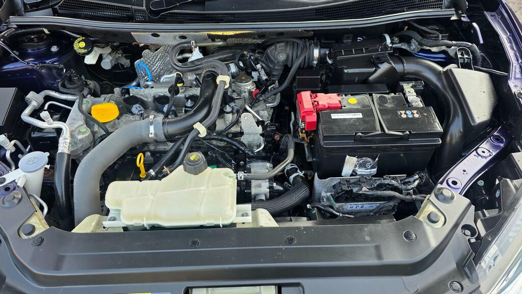 Nissan Pulsar Hatchback Brown #45