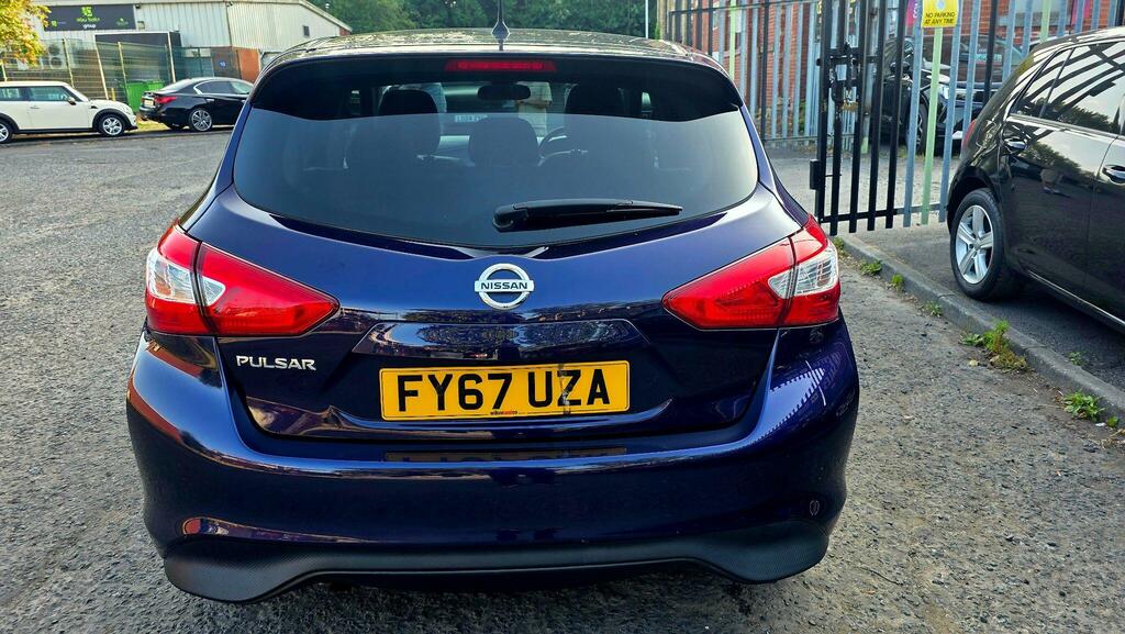 Nissan Pulsar Hatchback Brown #11