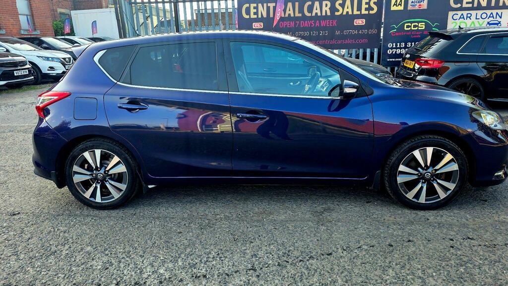 Nissan Pulsar Hatchback Brown #7