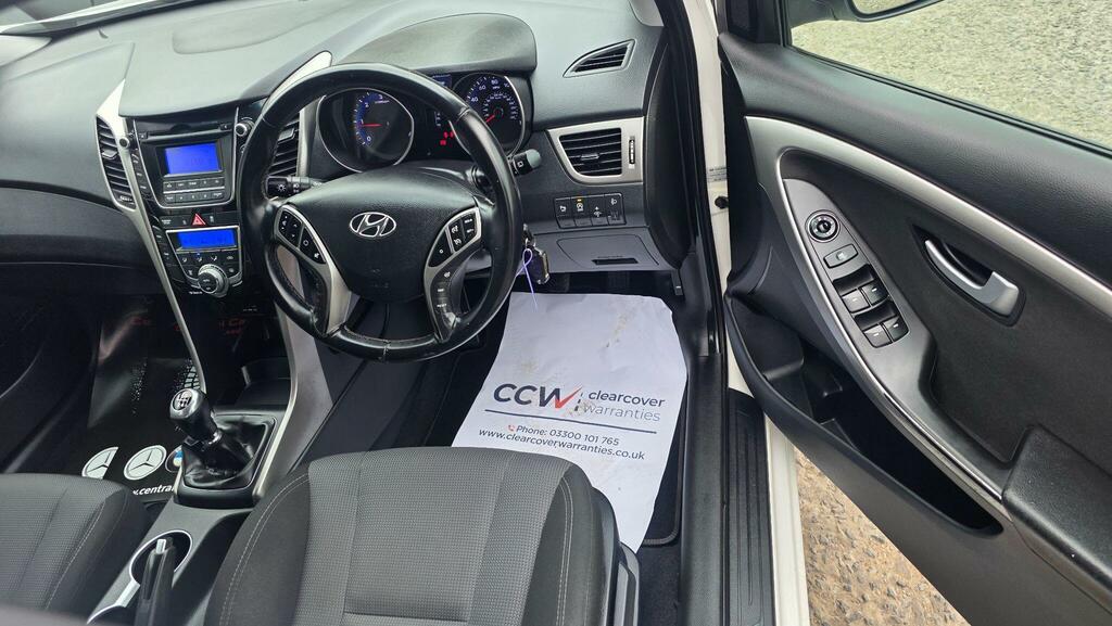 Hyundai I30 1.6 Crdi Active Euro 5 White #20