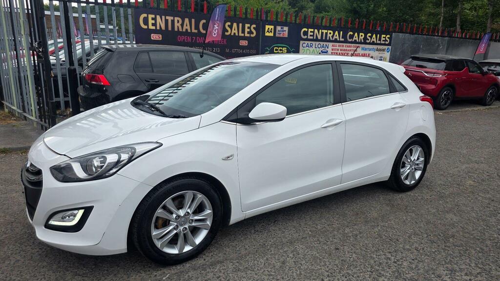 Hyundai I30 1.6 Crdi Active Euro 5 White #18