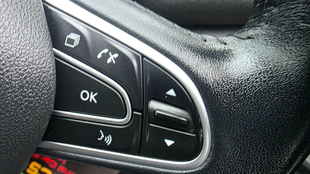 Renault Kadjar 1.5 Dci Signature S Nav Edc Hatchback Red #28