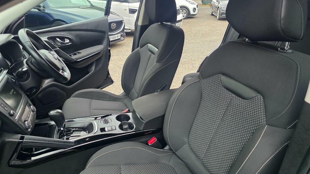 Renault Kadjar 1.5 Dci Signature S Nav Edc Hatchback Red #39