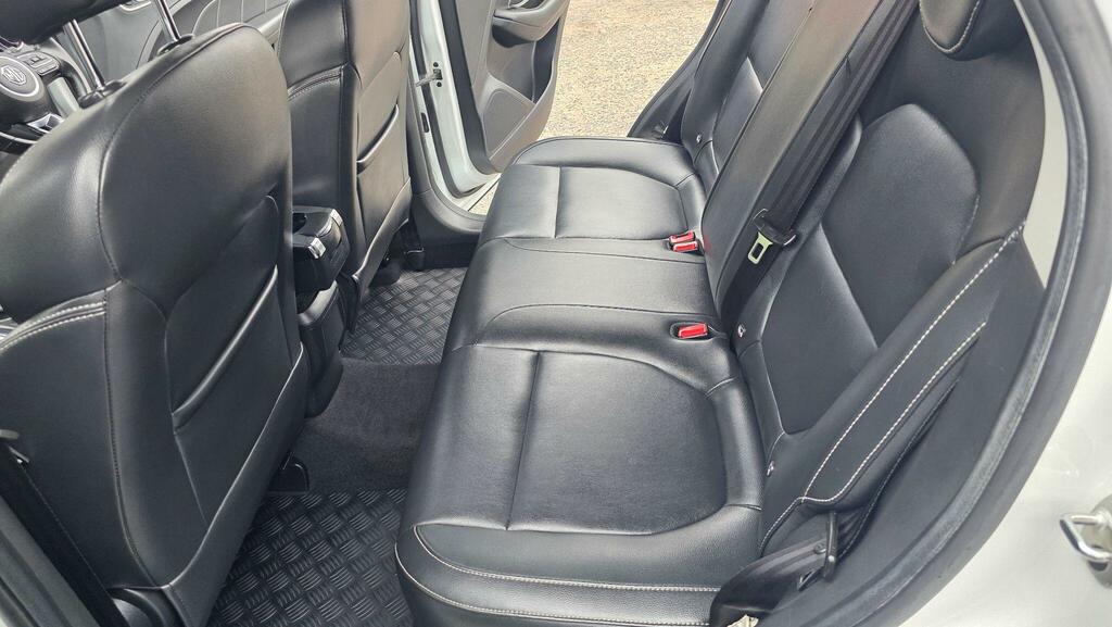 MG ZS 1.0T Gdi Exclusive Dct White #38