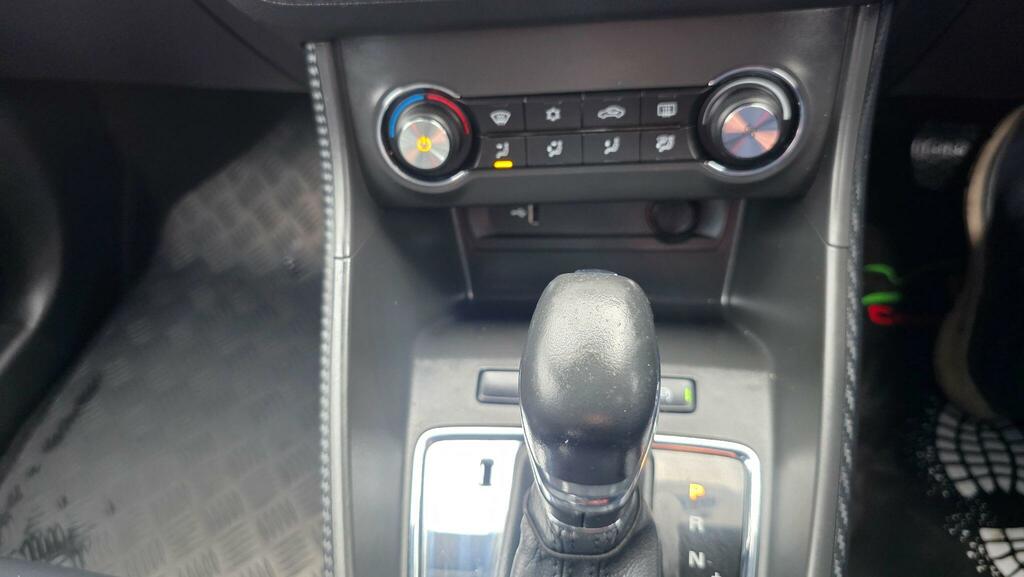 MG ZS 1.0T Gdi Exclusive Dct White #36
