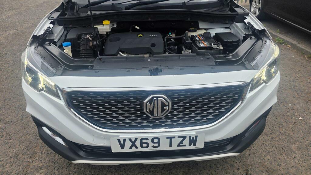 MG ZS 1.0T Gdi Exclusive Dct White #50