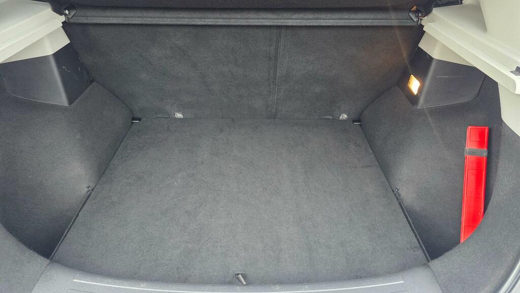 MG ZS 1.0T Gdi Exclusive Dct White #44
