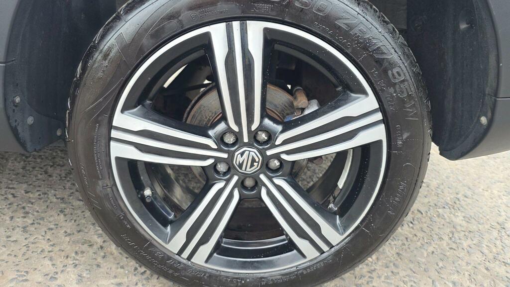 MG ZS 1.0T Gdi Exclusive Dct White #48