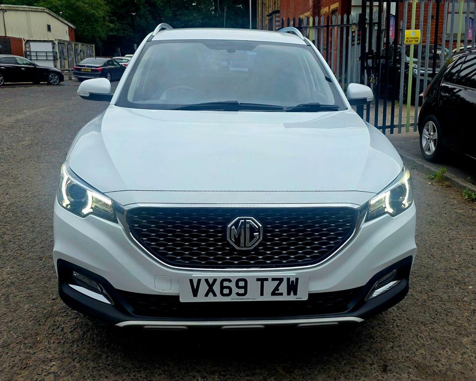 MG ZS Exclusive White #2
