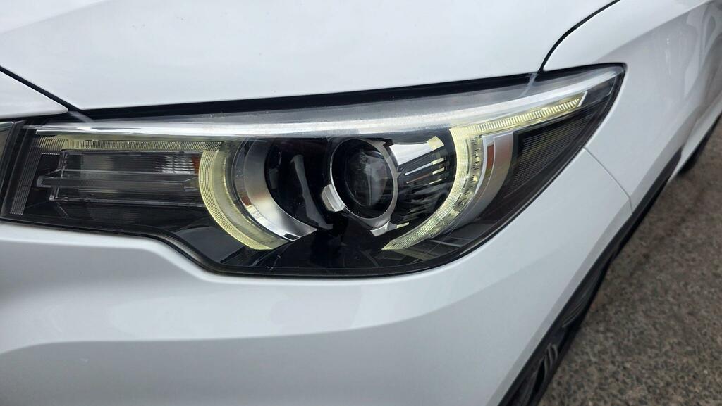 MG ZS 1.0T Gdi Exclusive Dct White #23