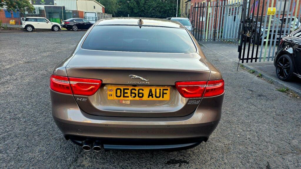 Jaguar XE R-sport Black #11