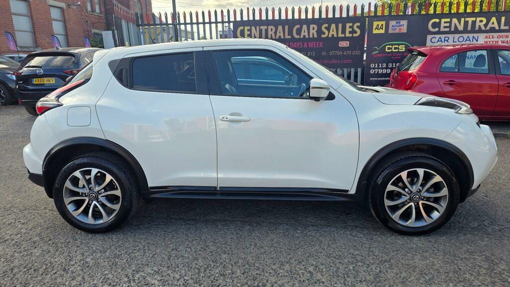 Nissan Juke Tekna White #6