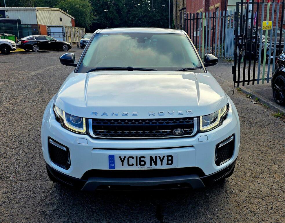 Land Rover Range Rover Evoque Se Tech White #3