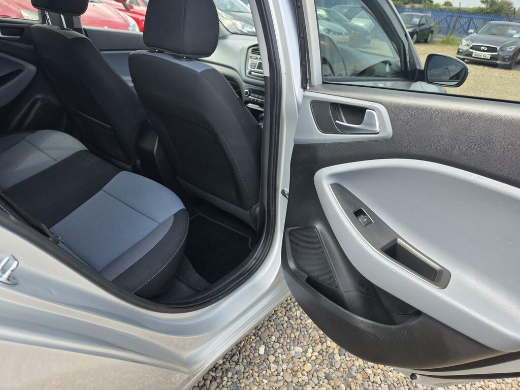 Hyundai I20 1.2 Active Hatchback Blue #10