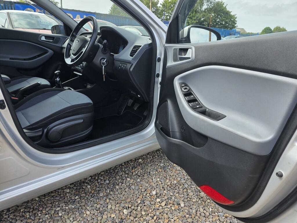 Hyundai I20 1.2 Active Hatchback Blue #11